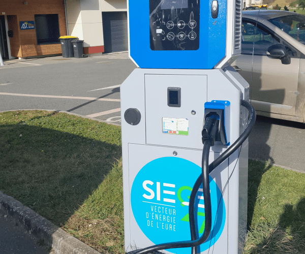 13 nouvelles bornes installées par le SIEGE 27